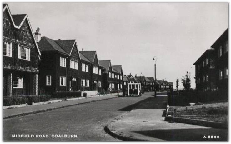 Gardiners Ice Cream Van in Midfield Road, Coalburn